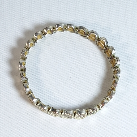 Crystal Cluster Silver Tone Stretch Bracelet - Picture 3 of 6